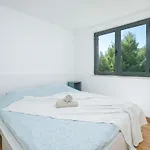 Apartment Podraduc 14 Murter