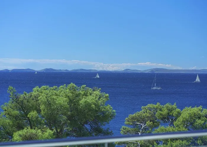 Podraduc 14 * 穆泰尔岛