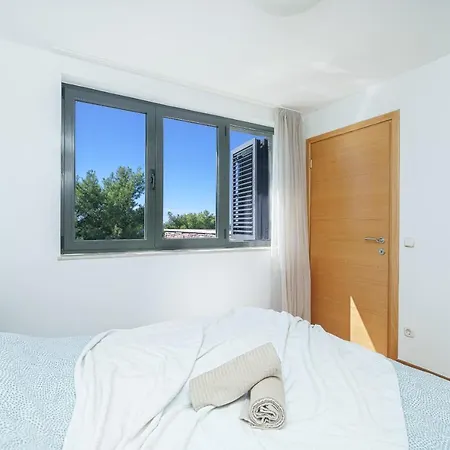 Apartment Podraduc 14 Murter