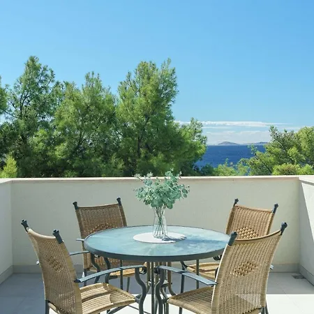 Apartment Podraduc 14 *